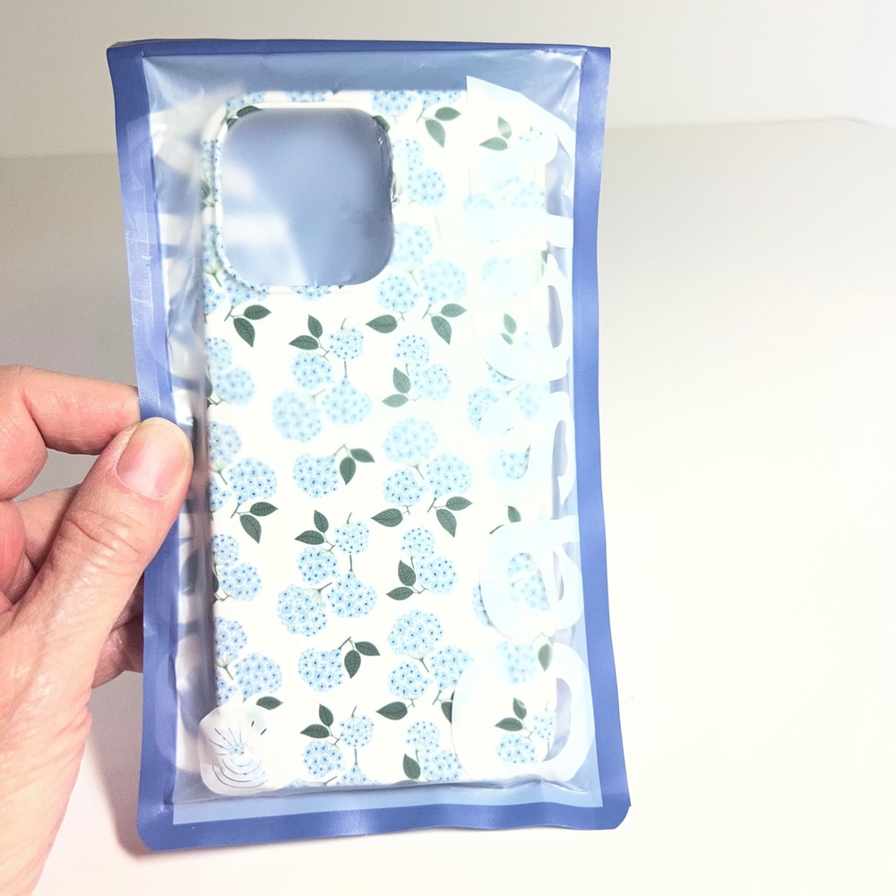 Casely Iphone 15 ProCase Nantucket Cottage Pattern Blue Hydrangea Magsafe NIP
